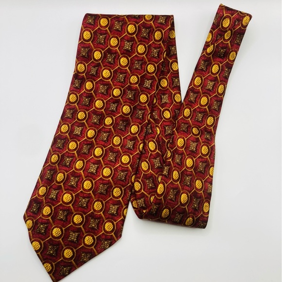 Ermenegildo Zegna Other - Ermenegildo Zegna silk geometric print vintage tie in red and gold.
